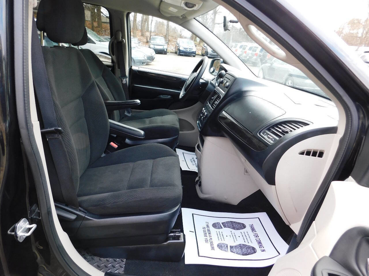 Used 2016 Dodge Grand Caravan SE w/ Quick Order Package 29E SE image 19