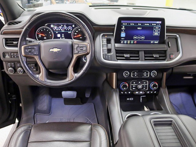Used 2021 Chevrolet Suburban High Country w/ Premium Package image 15