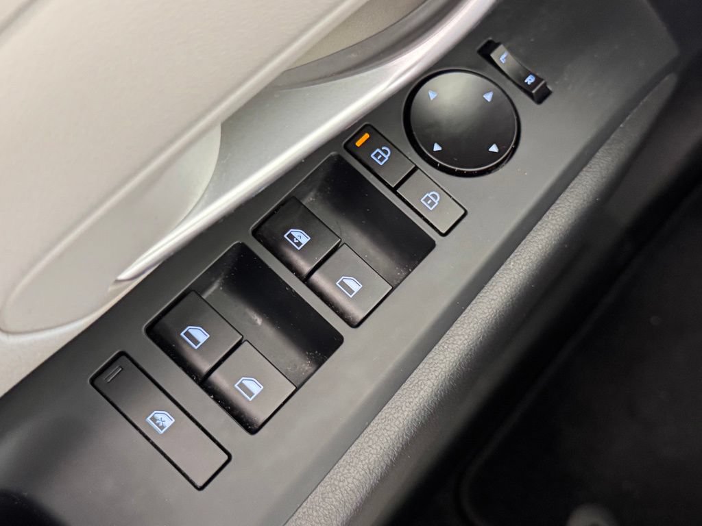 Certified 2025 Hyundai Tucson SE FWD image 22