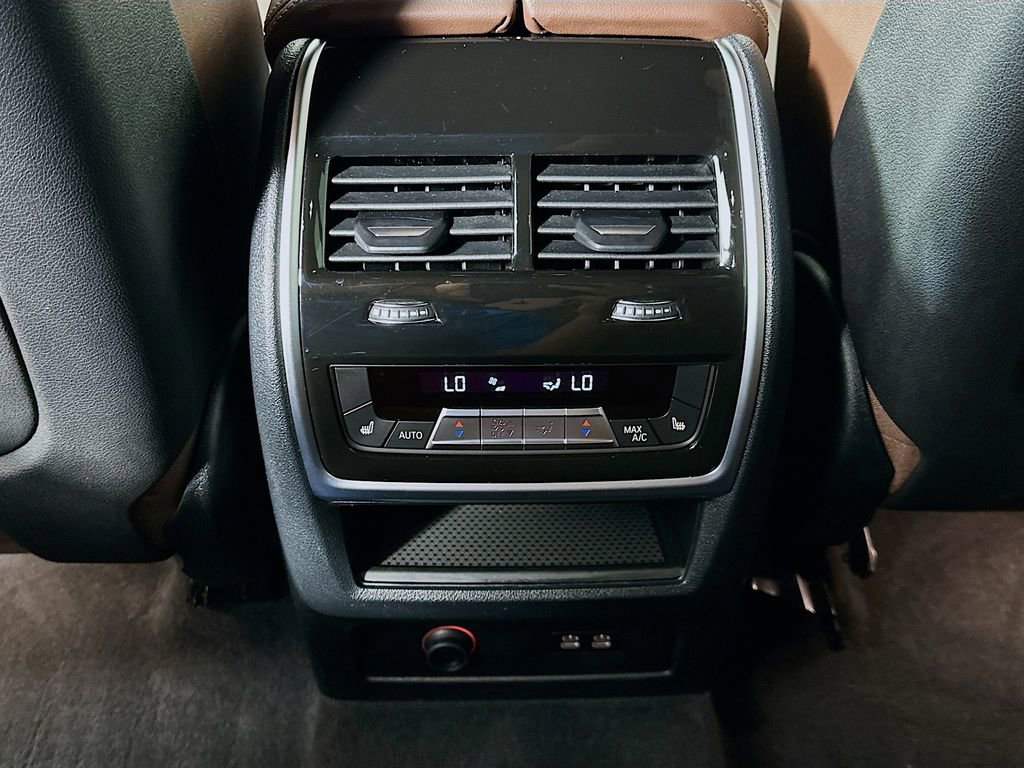 Certified 2024 BMW X5 xDrive40i w/ Premium Package image 26