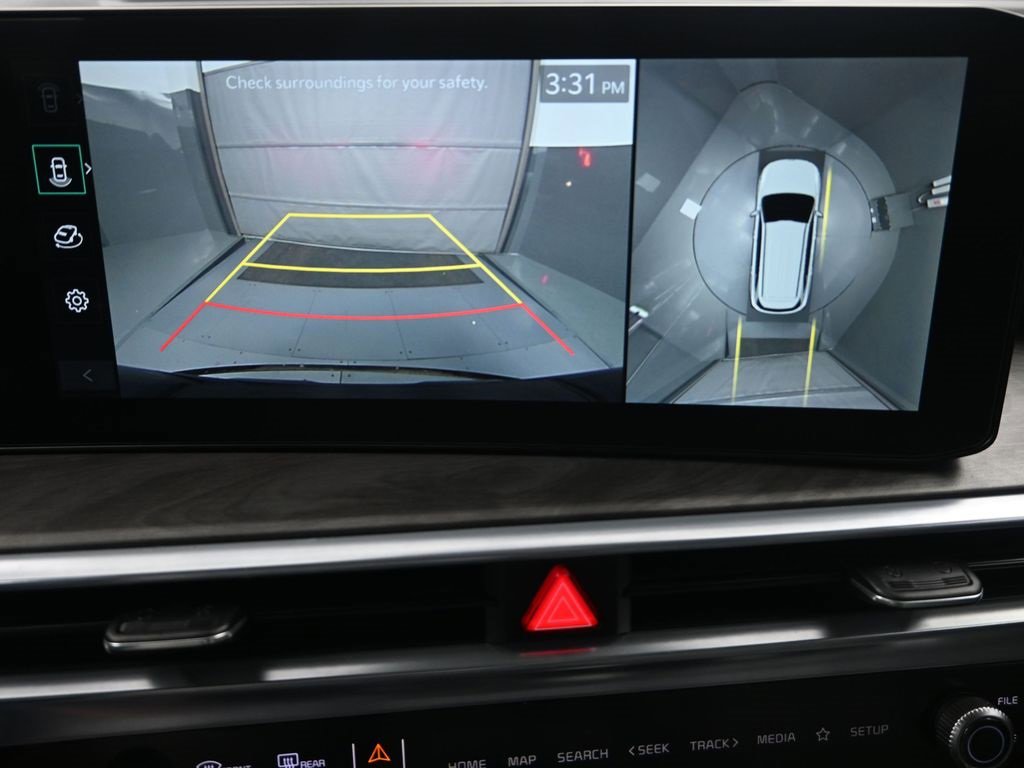 Certified 2025 Kia Sorento SX Prestige w/ Sage Leather Package image 19