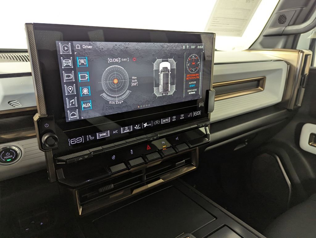 Used 2025 GMC Hummer EV 2X image 11
