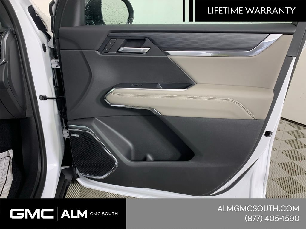 New 2026 GMC Acadia Elevation w/ Super Cruise Package FWD image 31