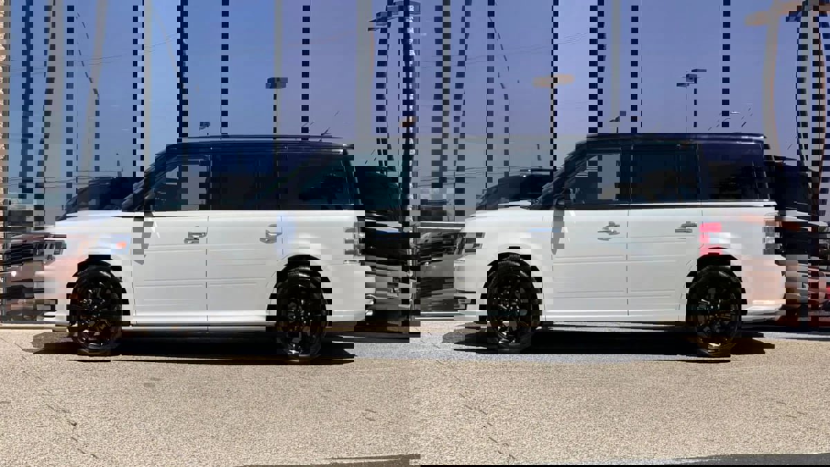 Used 2018 Ford Flex SEL w/ Equipment Group 202A image 4