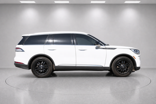 Used 2020 Lincoln Aviator Reserve w/ Equipment Group 202A AWD/4WD image 2