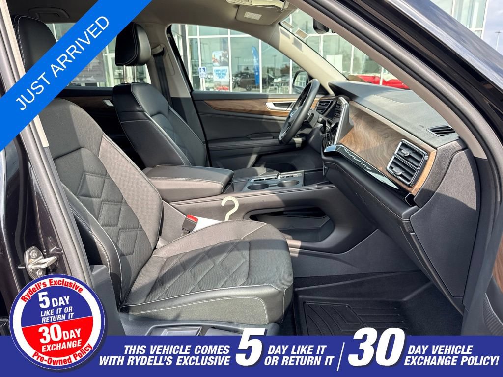 Used 2024 Volkswagen Atlas SE AWD/4WD image 26