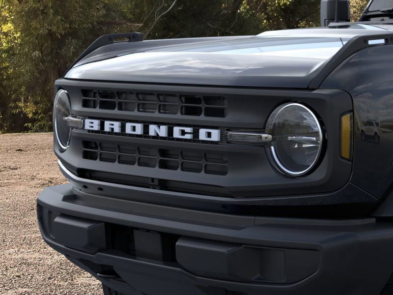 New 2025 Ford Bronco 4-Door image 19