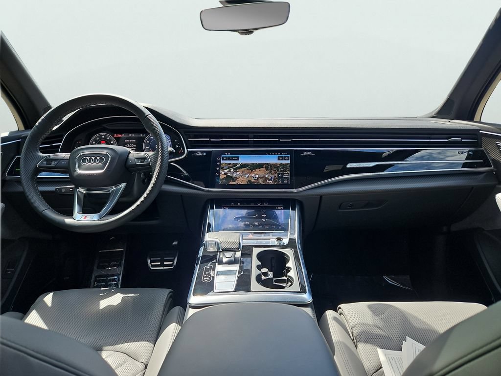 Certified 2025 Audi SQ7 Prestige w/ Prestige Package AWD/4WD image 11