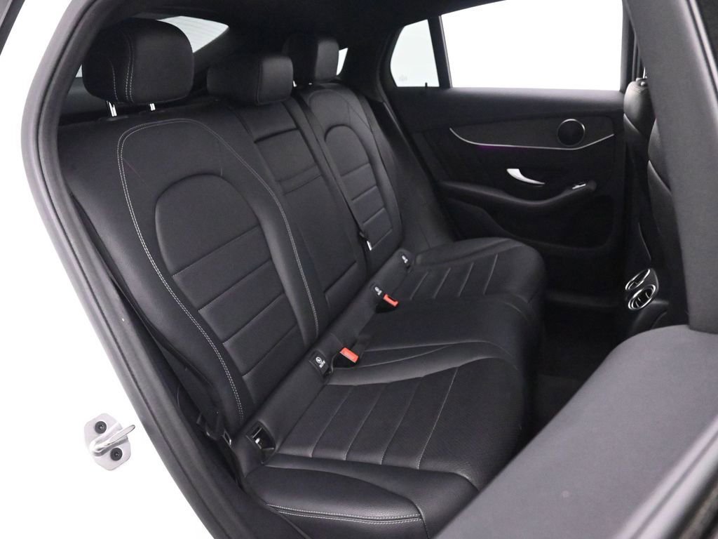 Used 2023 Mercedes-Benz GLC 300 4MATIC Coupe image 21