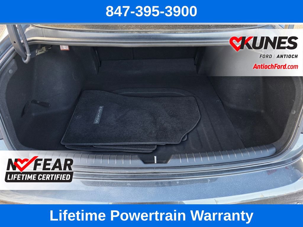 Used 2022 Hyundai Sonata SE w/ Preferred Accessory Package image 14