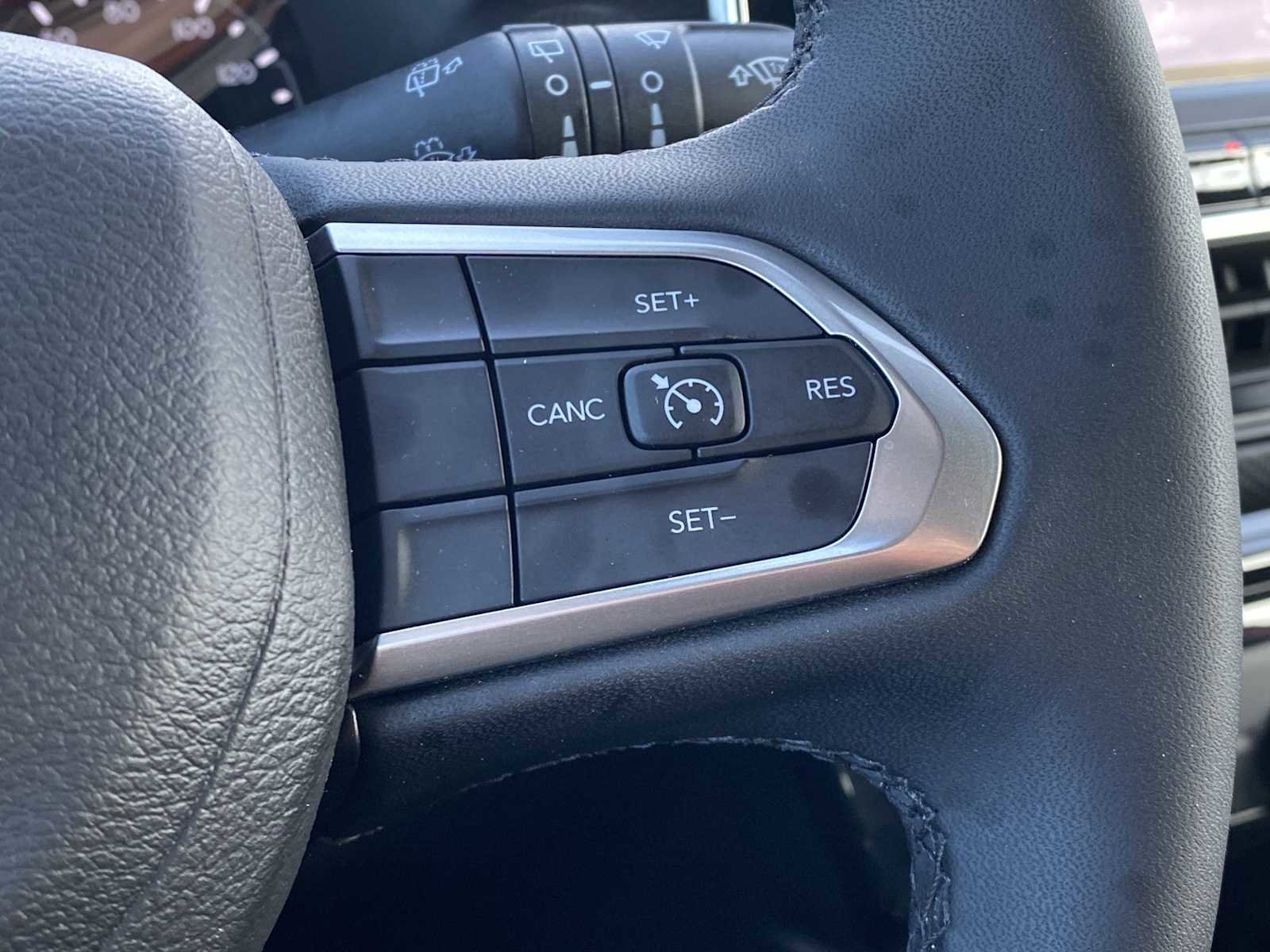 Certified 2025 Jeep Compass Latitude w/ Altitude Special Edition image 23