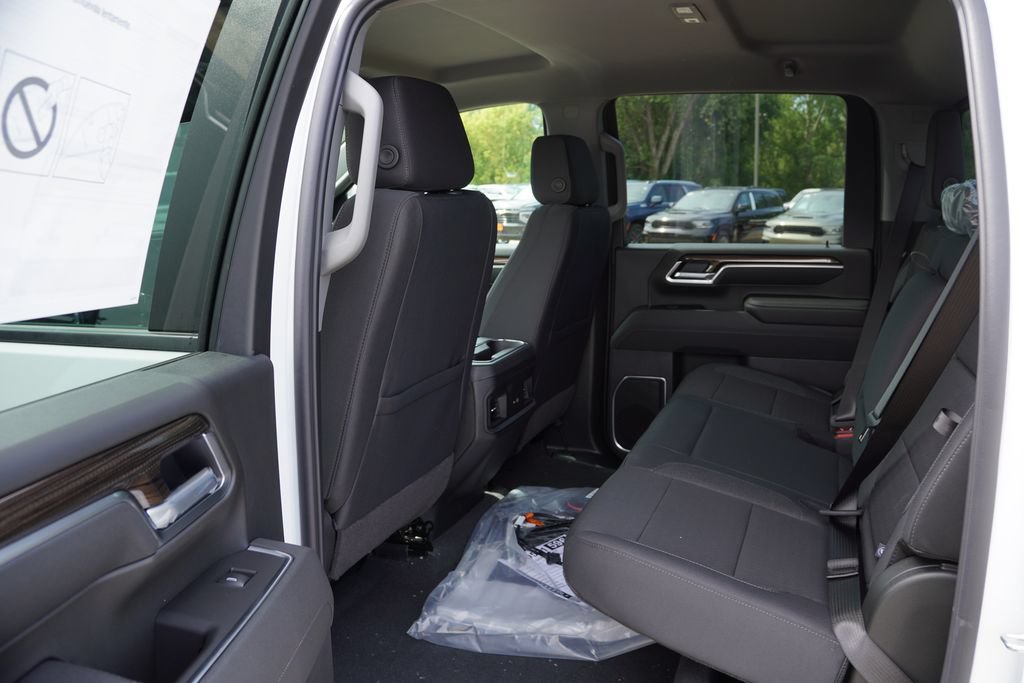 New 2026 Chevrolet Silverado 2500 LT w/ True North Edition AWD/4WD image 11
