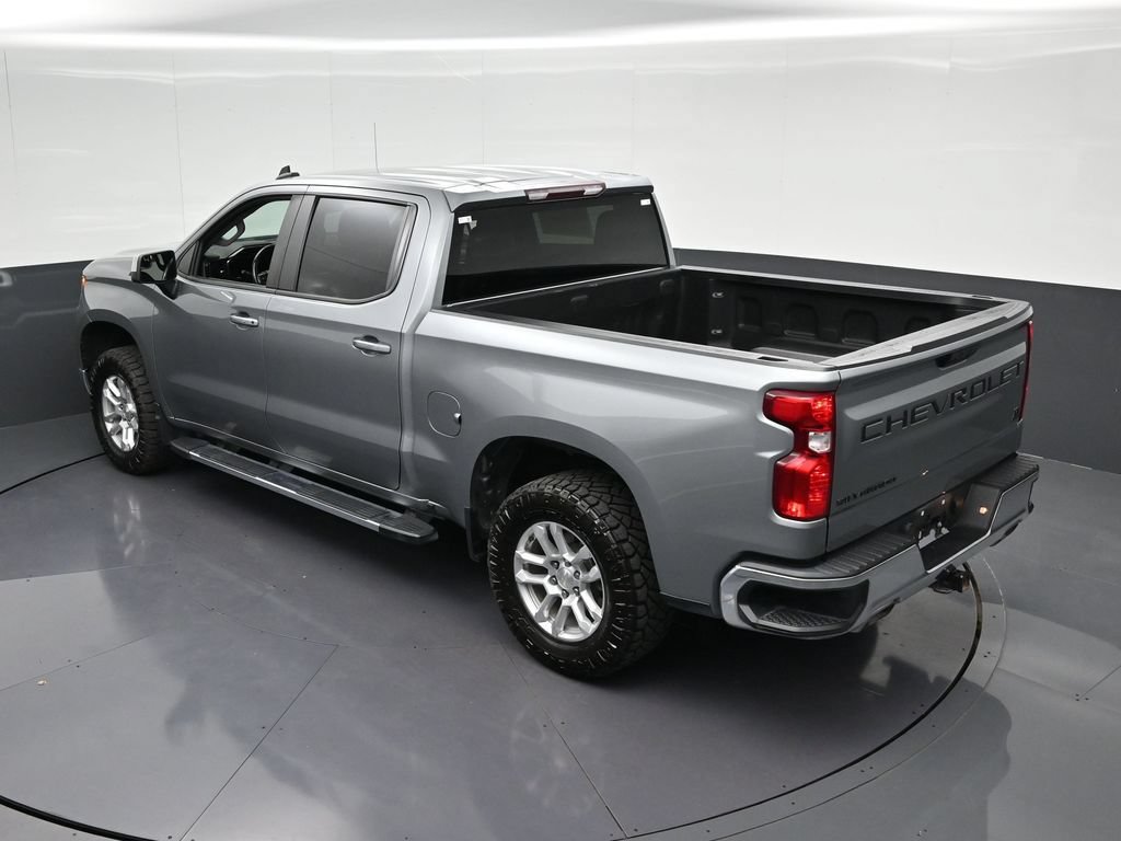 Used 2023 Chevrolet Silverado 1500 LT w/ Z71 Off-Road Package AWD/4WD image 9