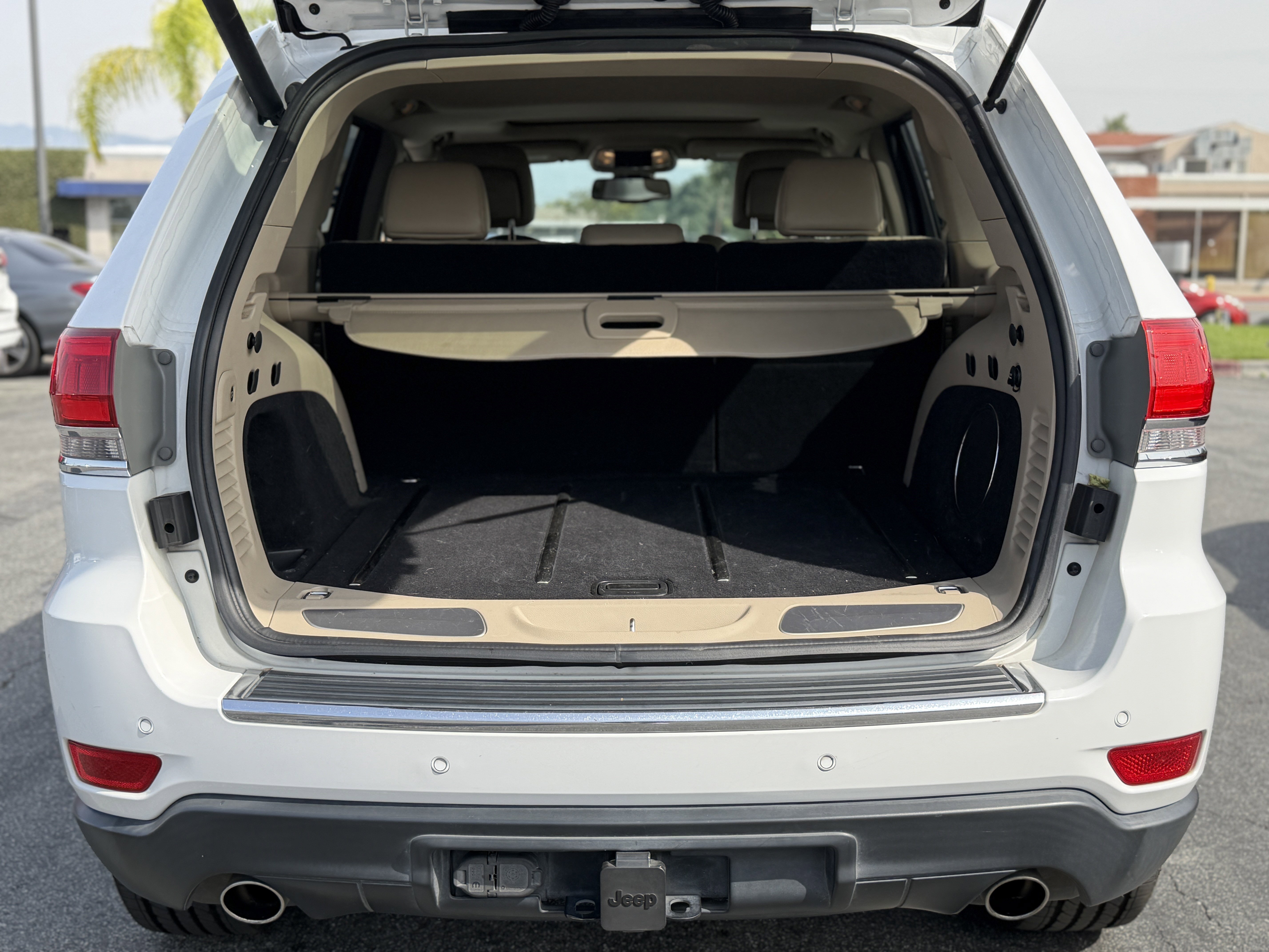 Used 2014 Jeep Grand Cherokee Limited image 8