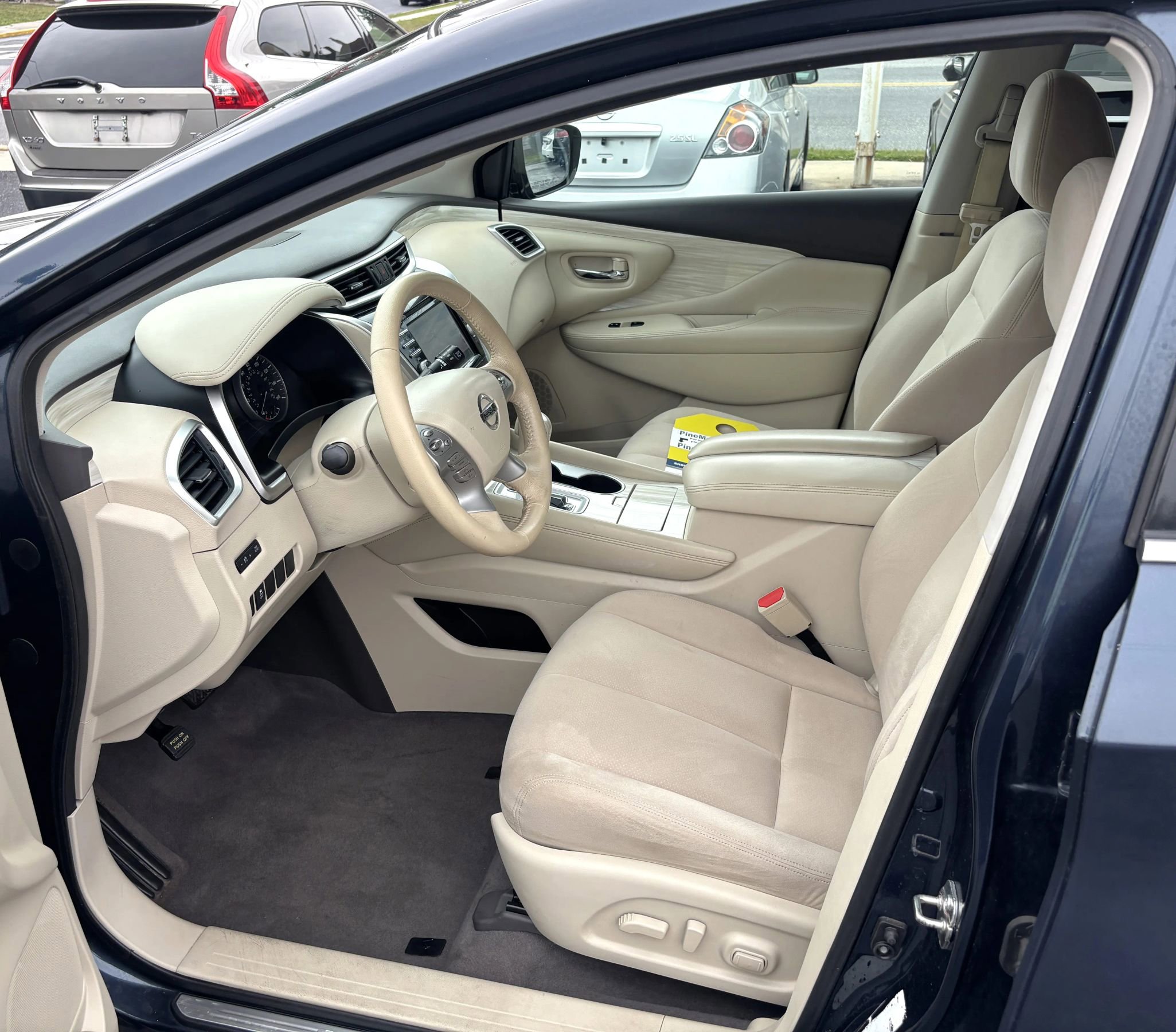 Used 2016 Nissan Murano SV w/ Cargo Package image 15