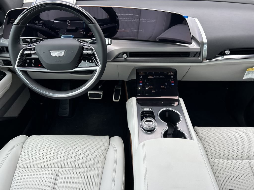 New 2026 Cadillac Vistiq Luxury image 13