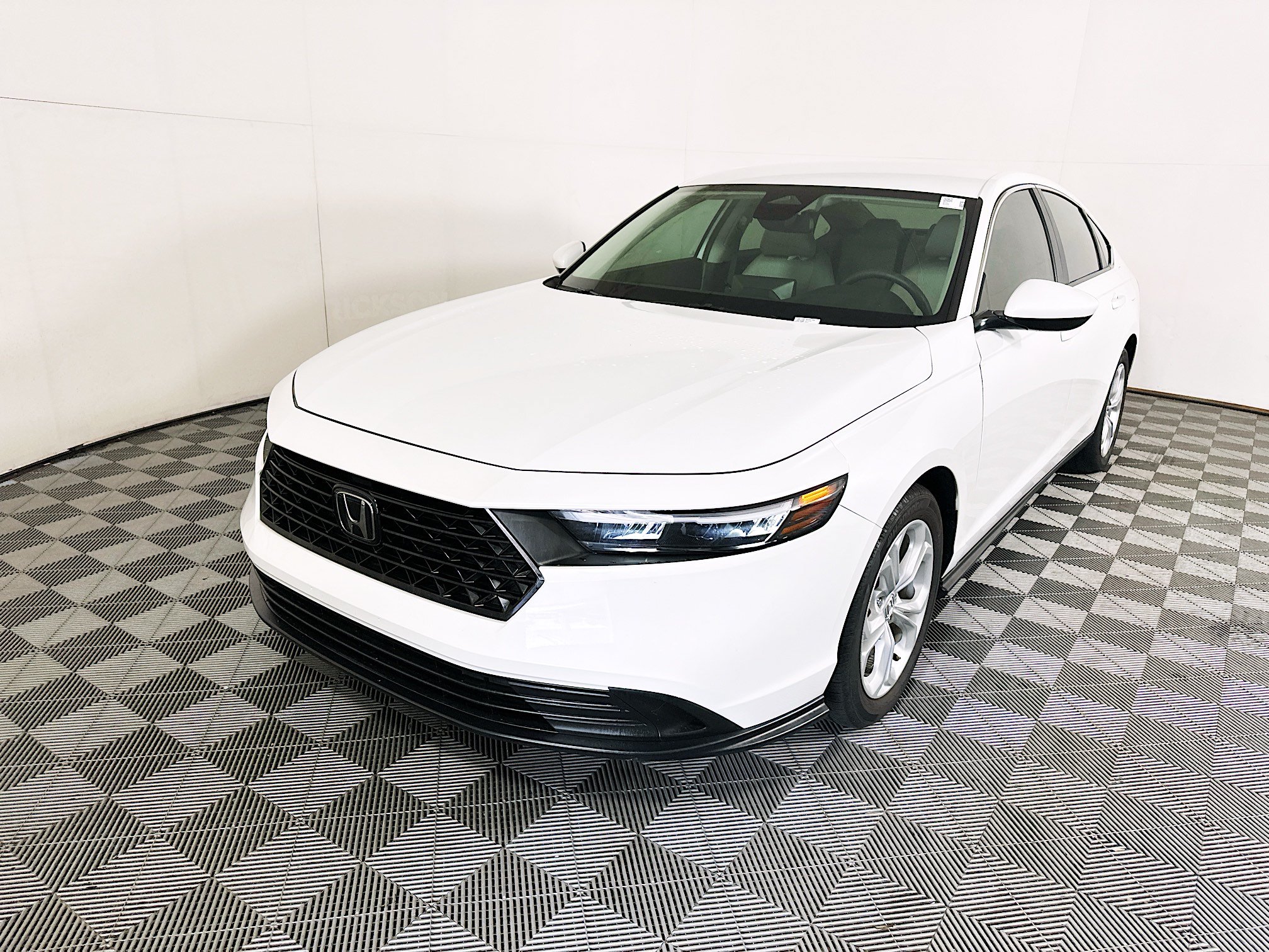 Used 2024 Honda Accord LX image 7