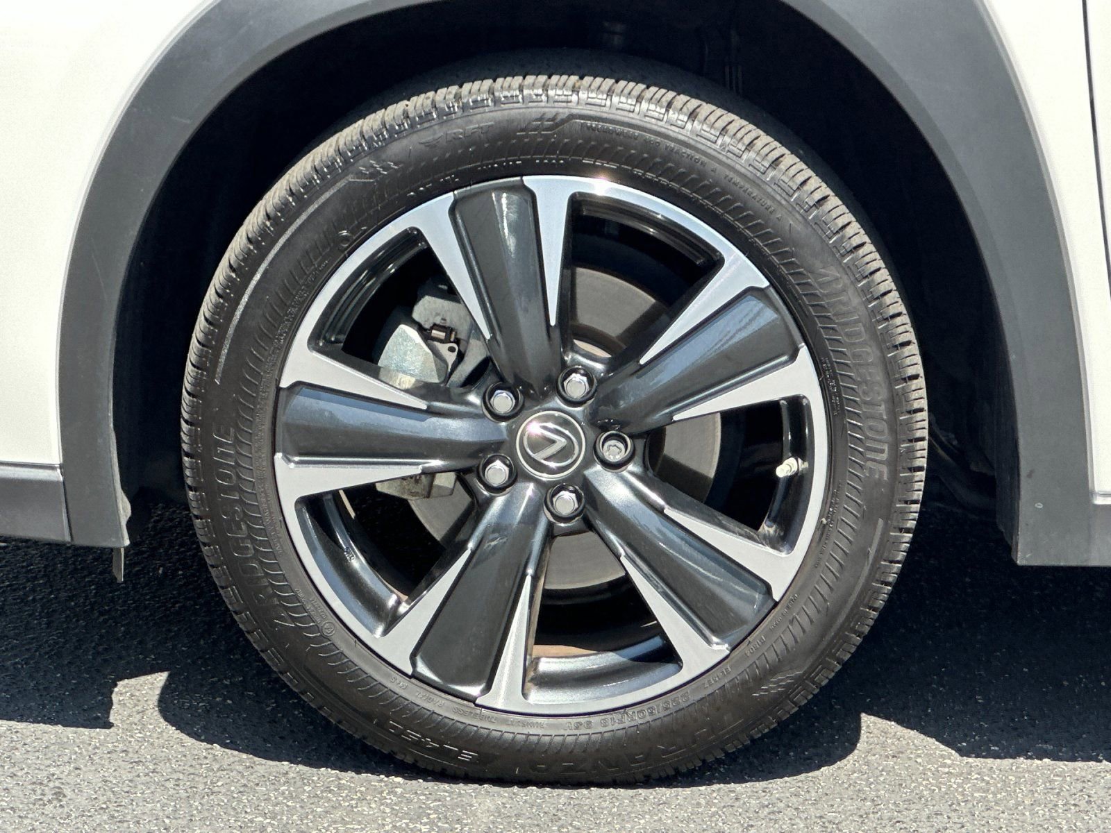 Used 2024 Lexus UX 250h FWD image 33