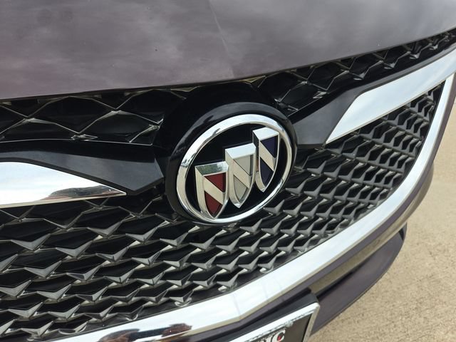 Used 2022 Buick Enclave Avenir w/ Avenir Technology Package FWD image 29