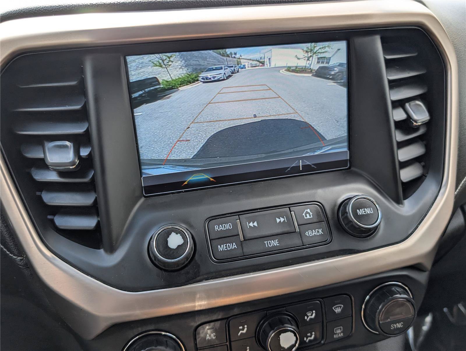 Used 2018 GMC Acadia Denali AWD/4WD image 30