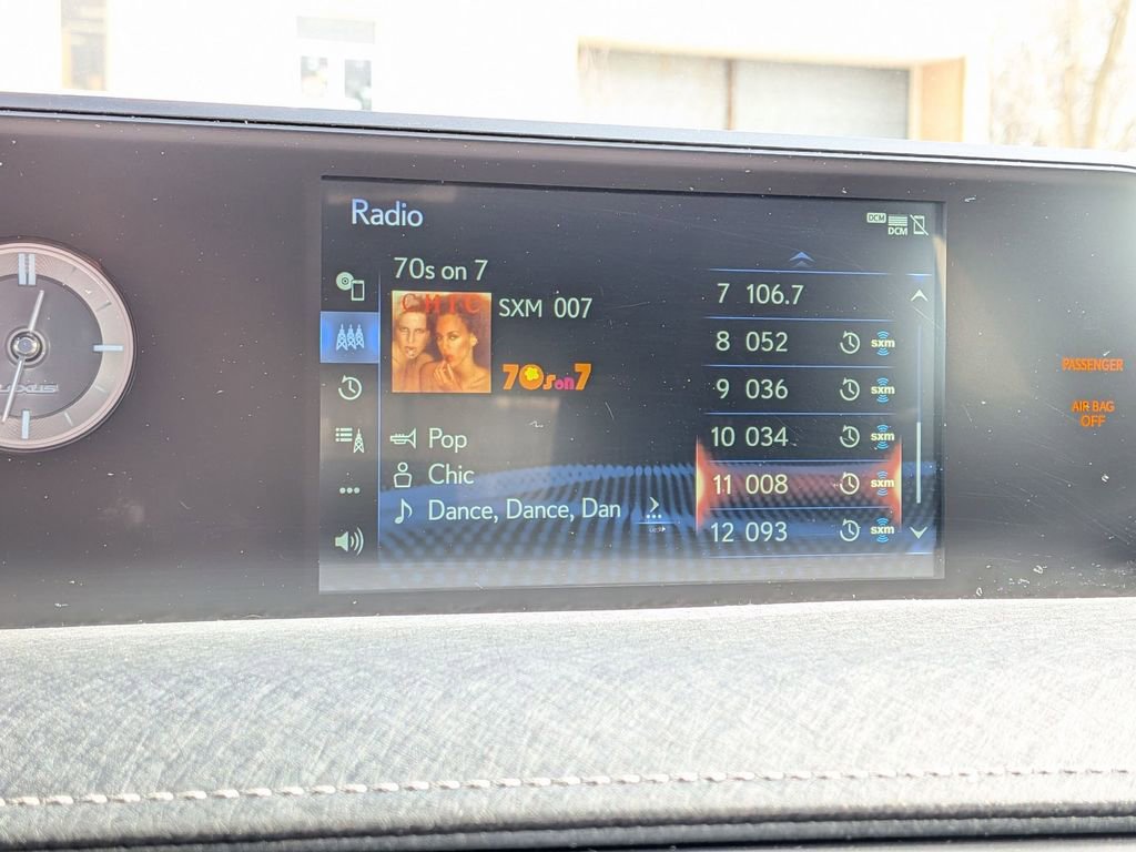 Used 2022 Lexus UX 250h 250h Base w/ Premium Package image 17