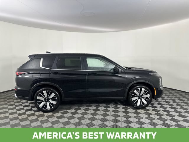 New 2026 Mitsubishi Outlander SE FWD image 11
