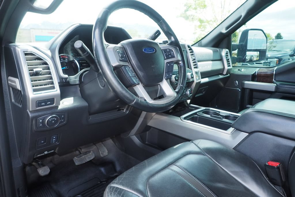 Used 2017 Ford F250 Platinum w/ FX4 Off-Road Package AWD/4WD image 12