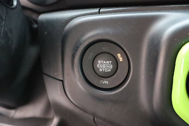 Used 2022 Jeep Gladiator Overland w/ Popular Equipment Package AWD/4WD image 19