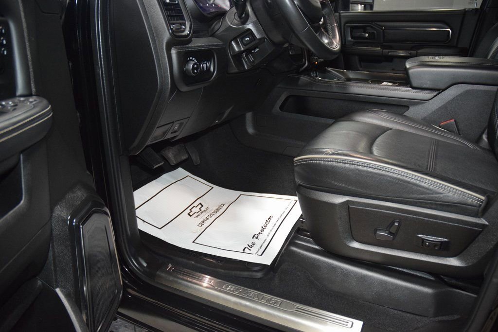 Used 2024 RAM 2500 Limited image 40