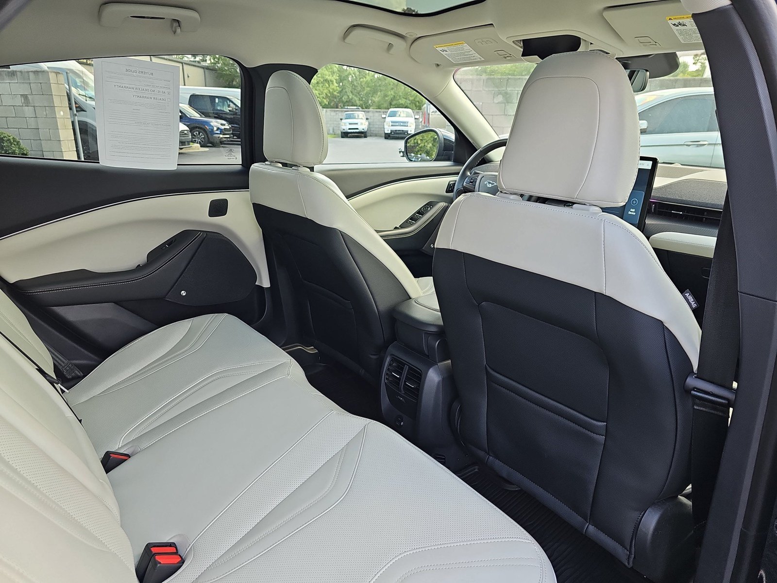 Used 2022 Ford Mustang Mach-E Premium RWD image 11