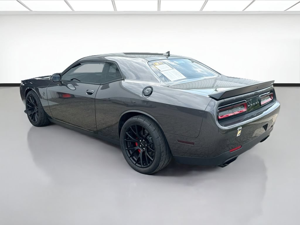 Used 2016 Dodge Challenger SRT Hellcat RWD image 7