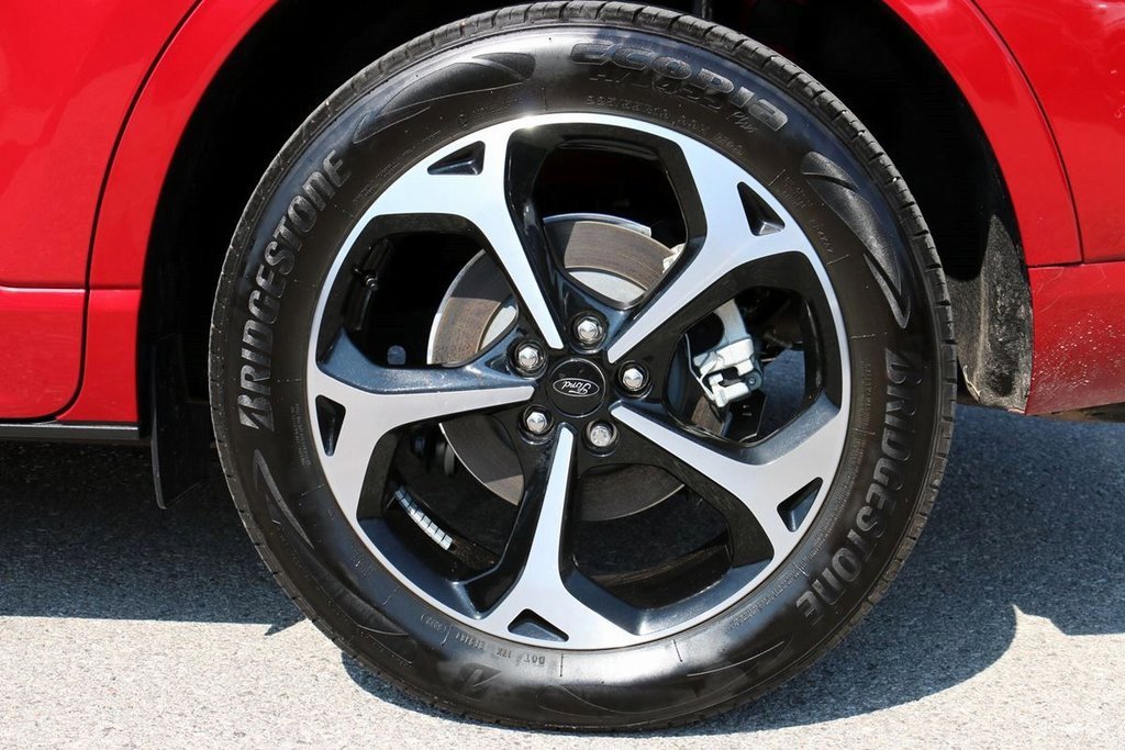 Used 2024 Ford Escape ST-Line Elite w/ Premium Technology Package image 8