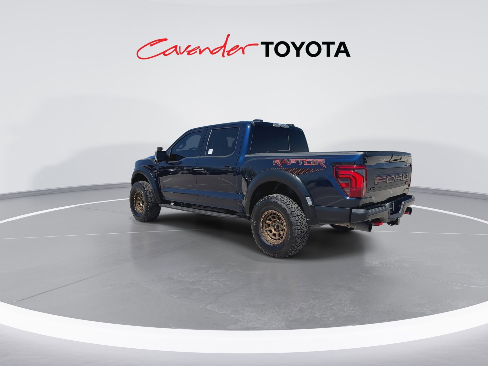 Used 2025 Ford F150 Raptor AWD/4WD image 6