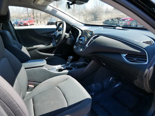 Used 2020 Chevrolet Malibu LT image 8