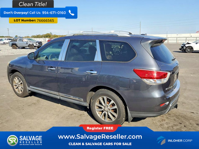 Used 2013 Nissan Pathfinder SL image 3
