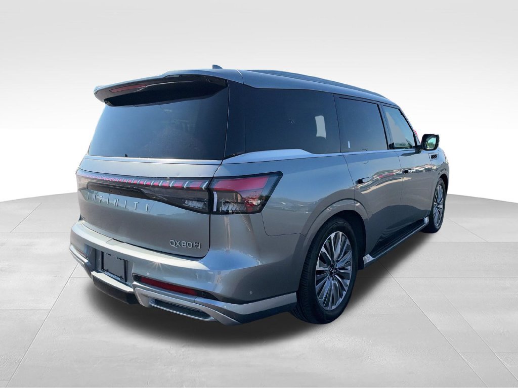 Used 2025 INFINITI QX80 Sensory AWD/4WD image 5