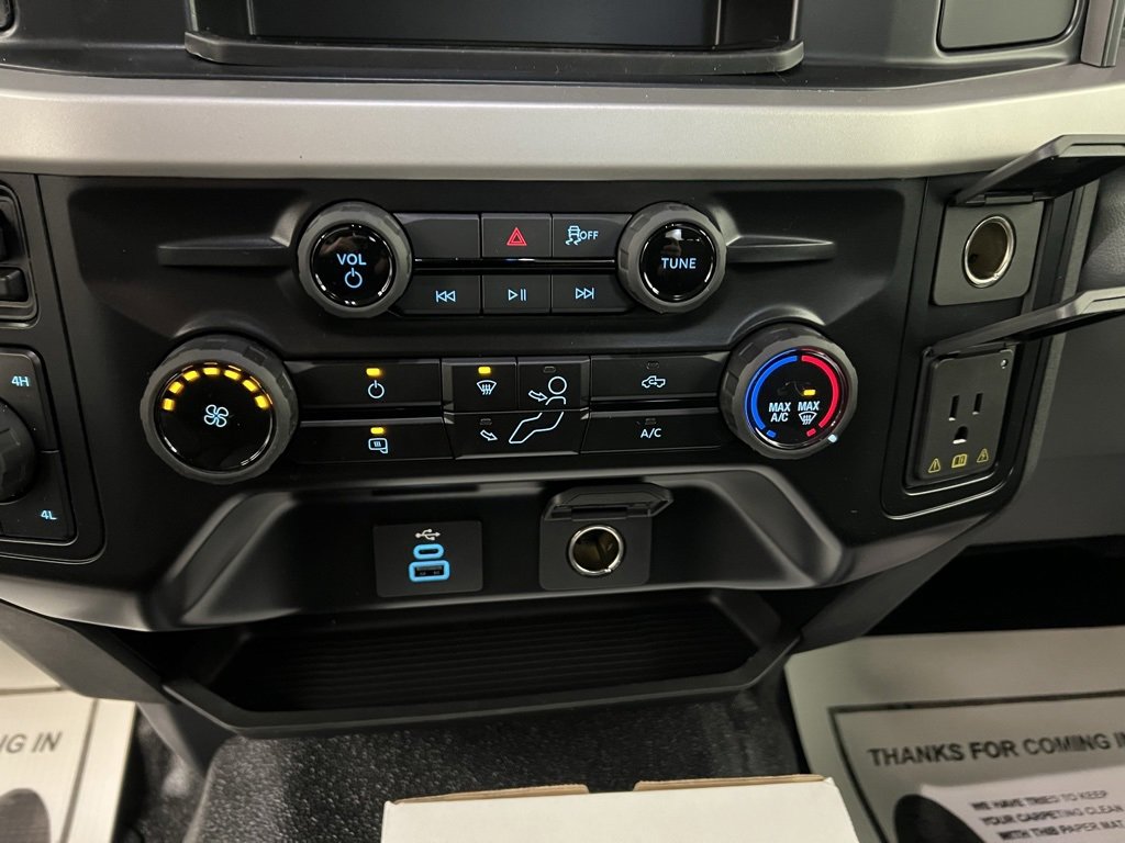 New 2026 Ford F550 4x4 Regular Cab Super Duty image 13