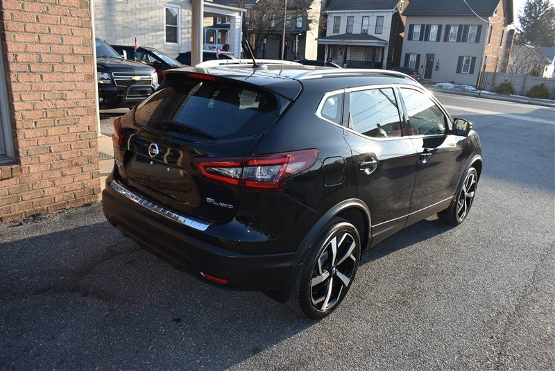 Used 2022 Nissan Rogue Sport SL AWD/4WD image 4