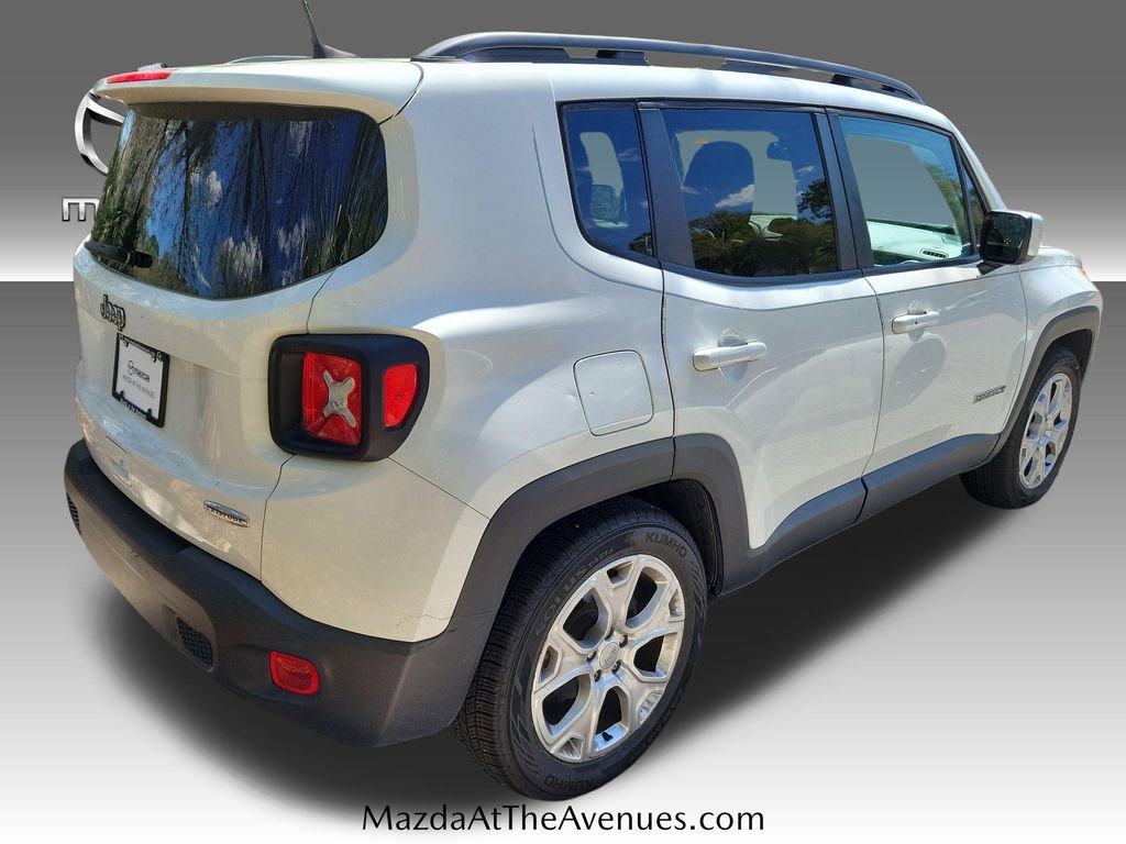 Used 2019 Jeep Renegade Latitude w/ Popular Equipment Group image 16
