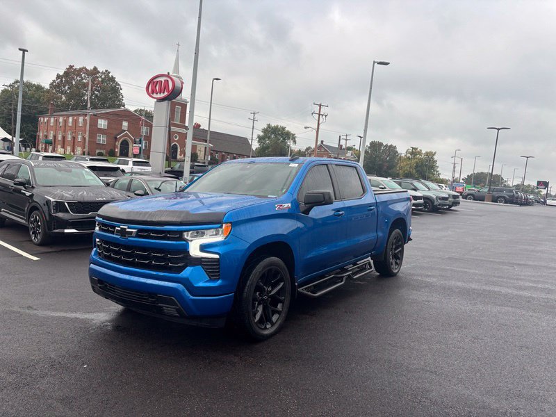 Used 2022 Chevrolet Silverado 1500 RST w/ Convenience Package II AWD/4WD image 3