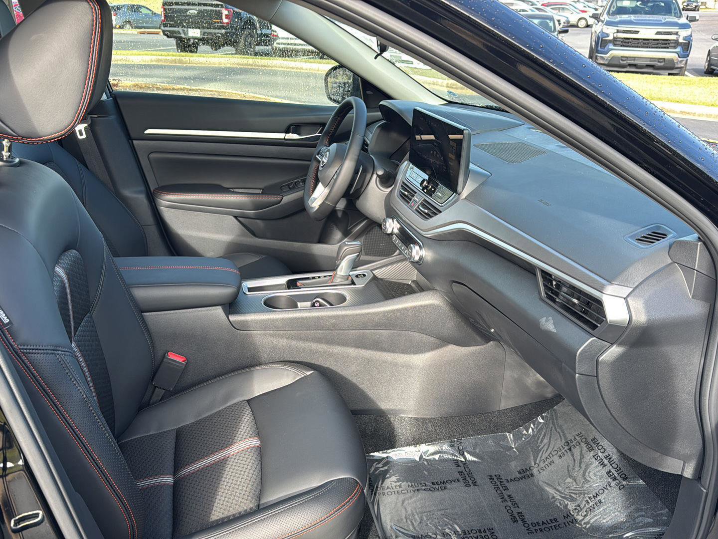 New 2026 Nissan Altima 2.5 SR w/ SR Midnight Edition Package image 10