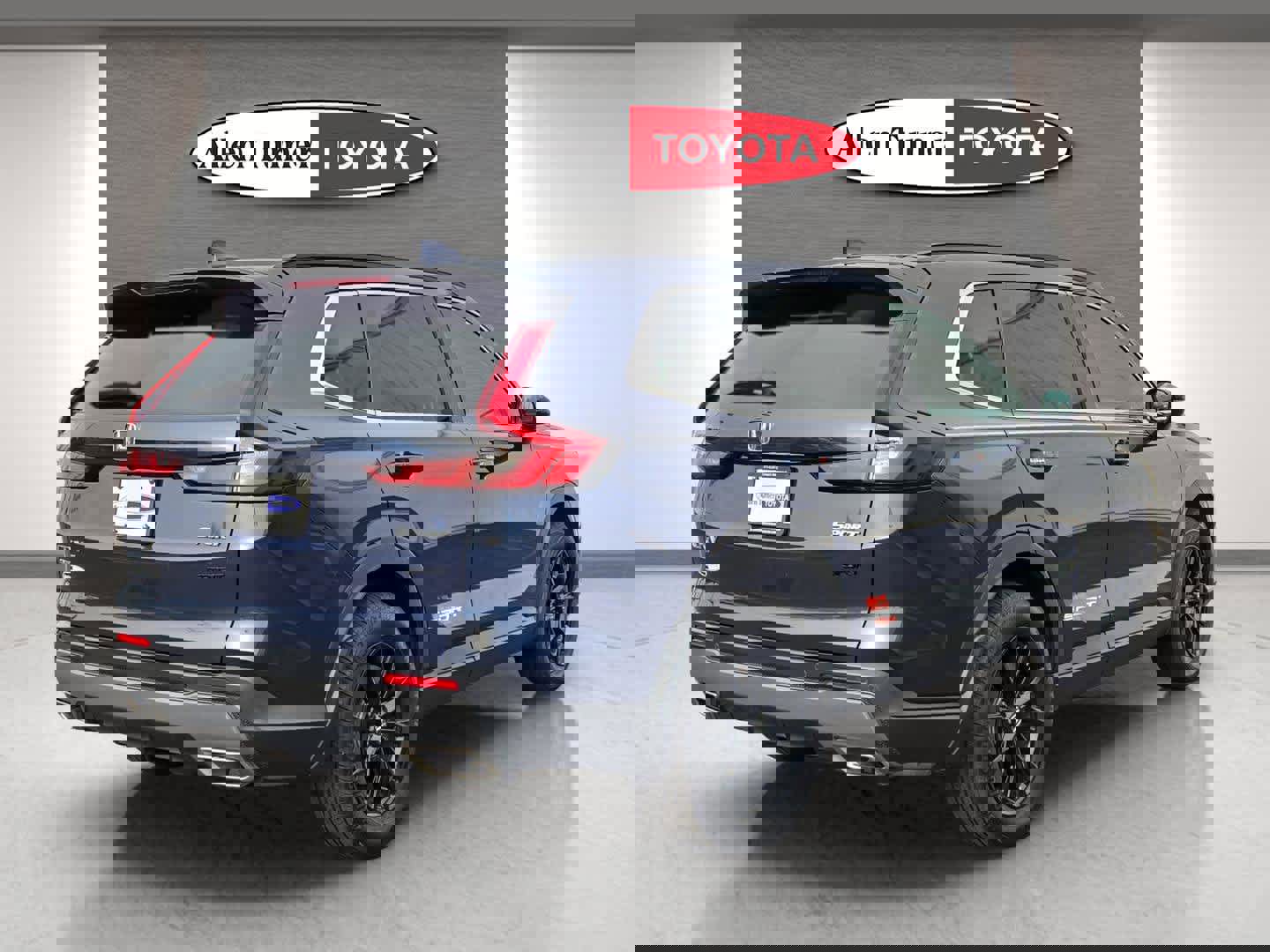 Used 2025 Honda CR-V Sport-L image 6