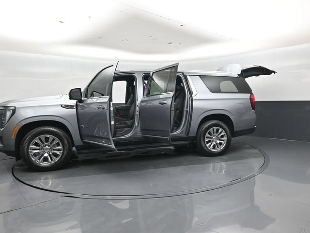 Used 2025 GMC Yukon XL Denali AWD/4WD image 53