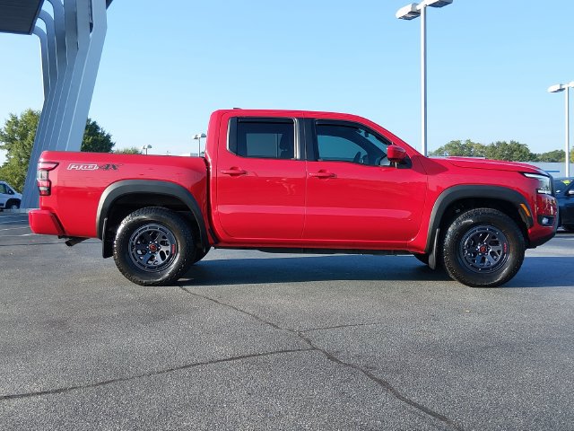 Used 2025 Nissan Frontier PRO-4X w/ Tow Package AWD/4WD image 2