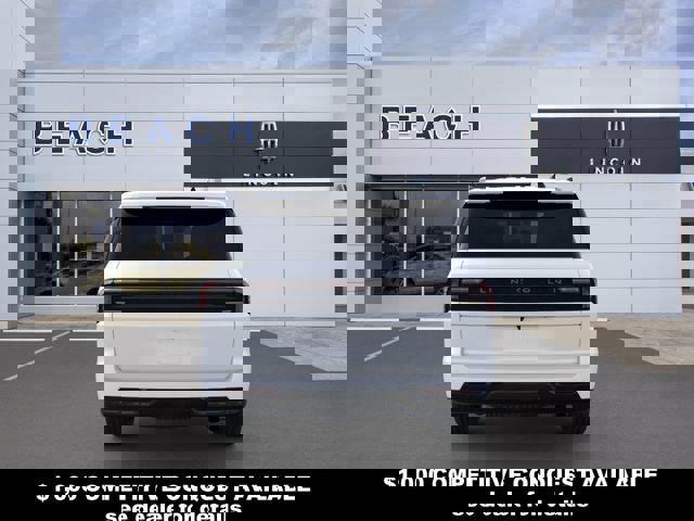 New 2025 Lincoln Navigator Reserve w/ Jet Appearance Package AWD/4WD image 6