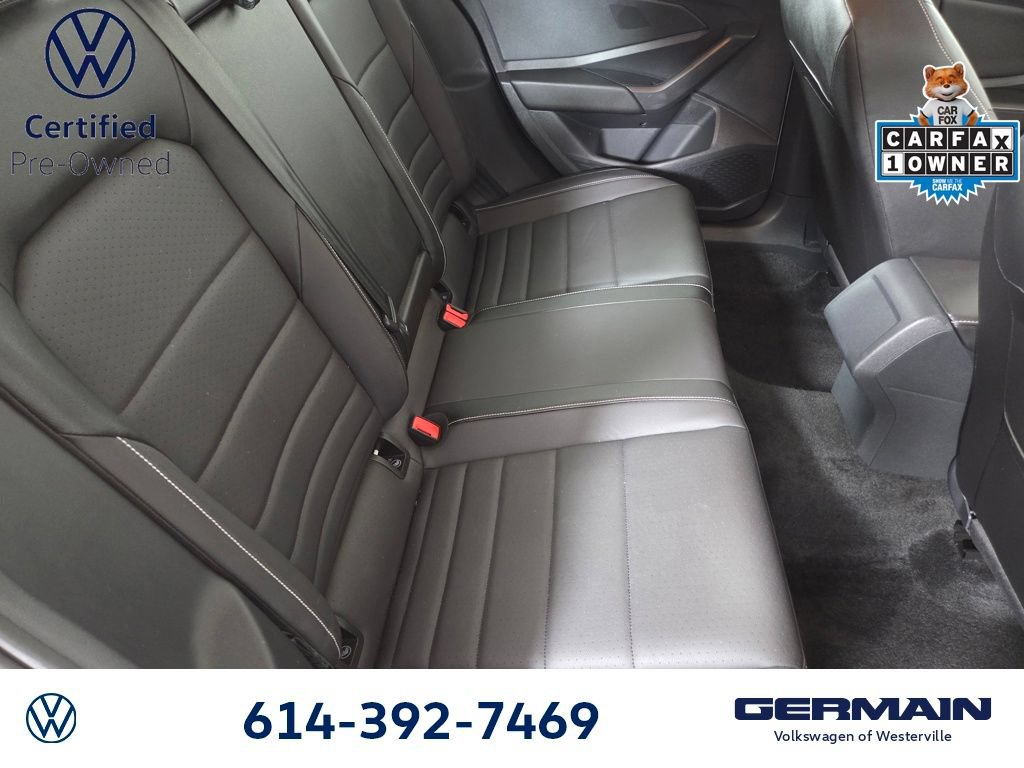 Used 2024 Volkswagen Jetta SE w/ Panoramic Sunroof Package FWD image 18