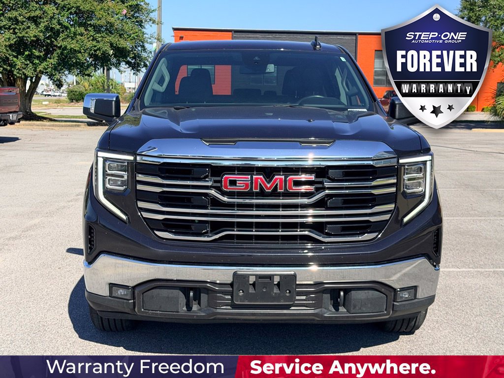 Used 2025 GMC Sierra 1500 SLT AWD/4WD image 9