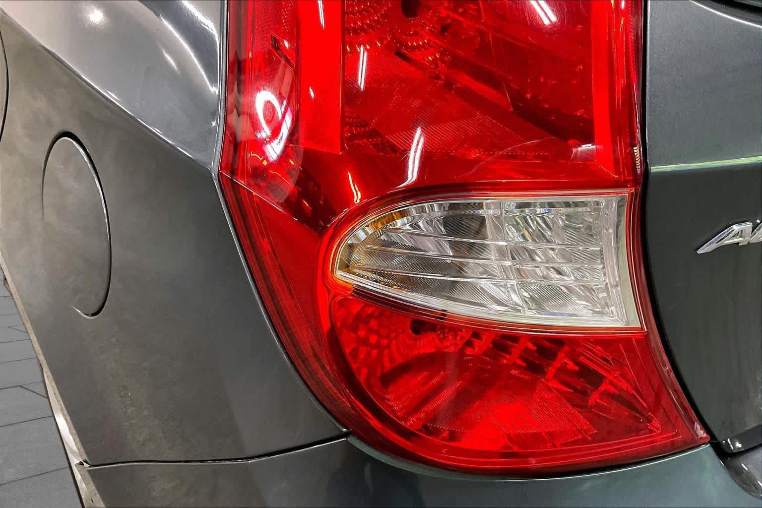 Used 2012 Hyundai Accent GS FWD image 28