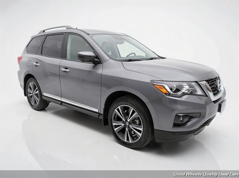 Used 2019 Nissan Pathfinder Platinum AWD/4WD image 3