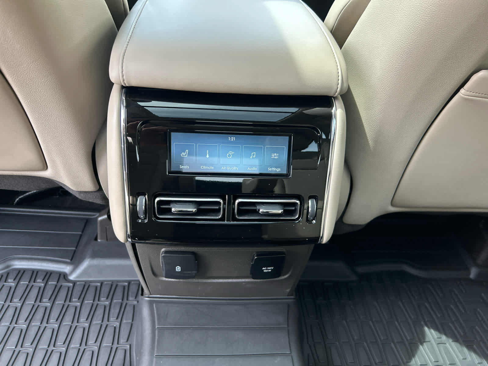 Used 2022 Lincoln Aviator Reserve w/ Equipment Group 201A AWD/4WD image 26